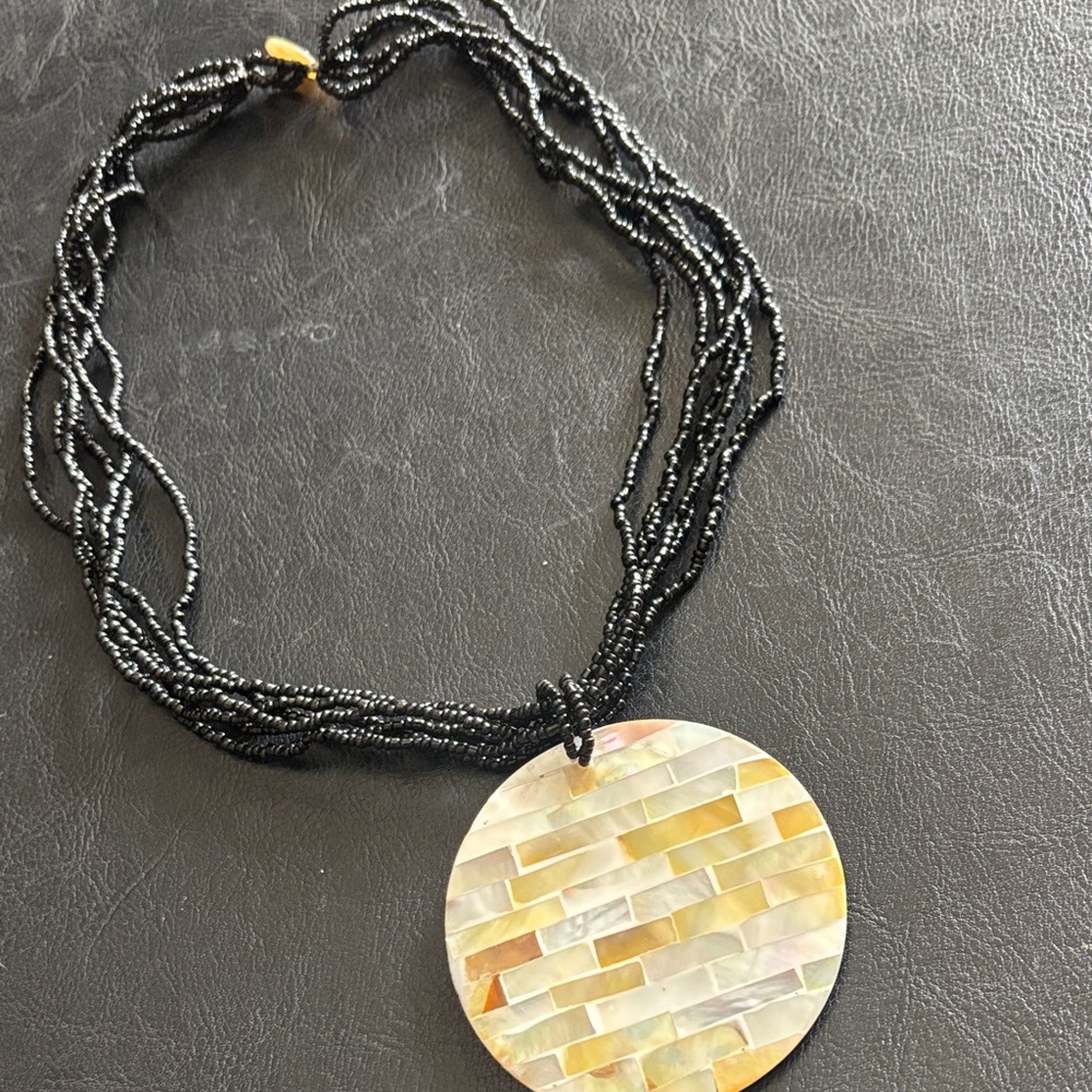 Vintage multi strand shell pendant necklace